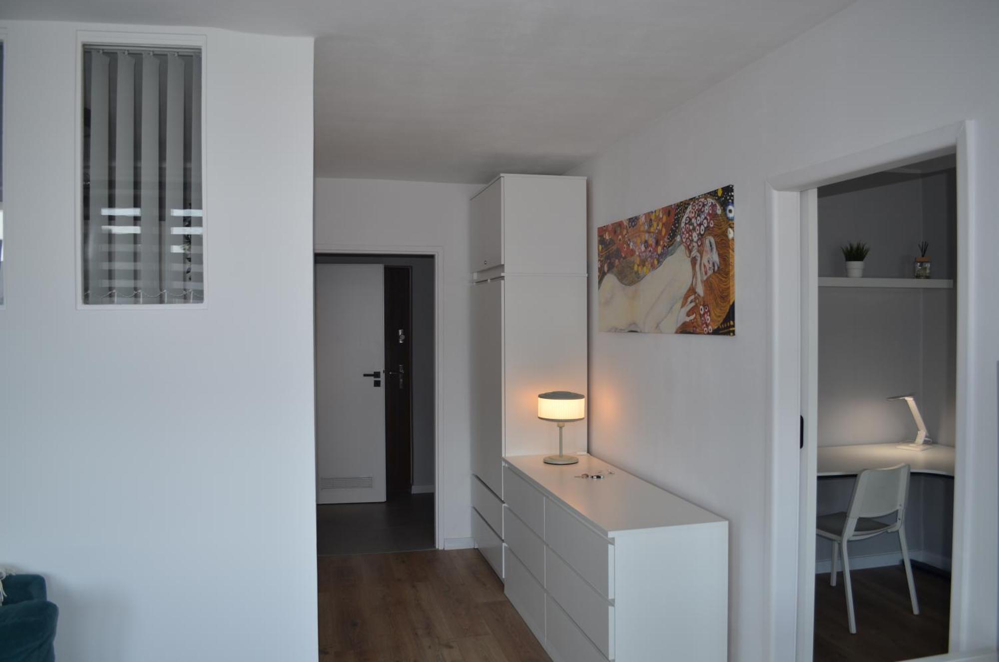 Apartment Silesia Park - Free Parking - Easy Check-In Katowice Bagian luar foto